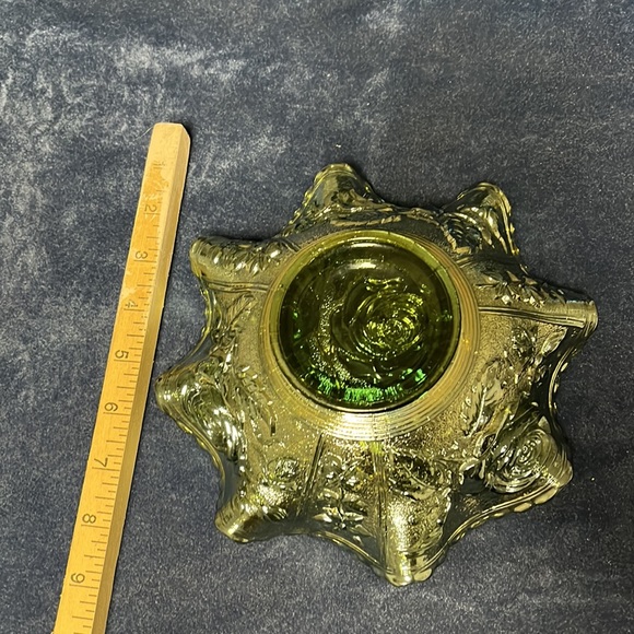 VTG Green Glass Floral Bowl - Picture 5 of 5
